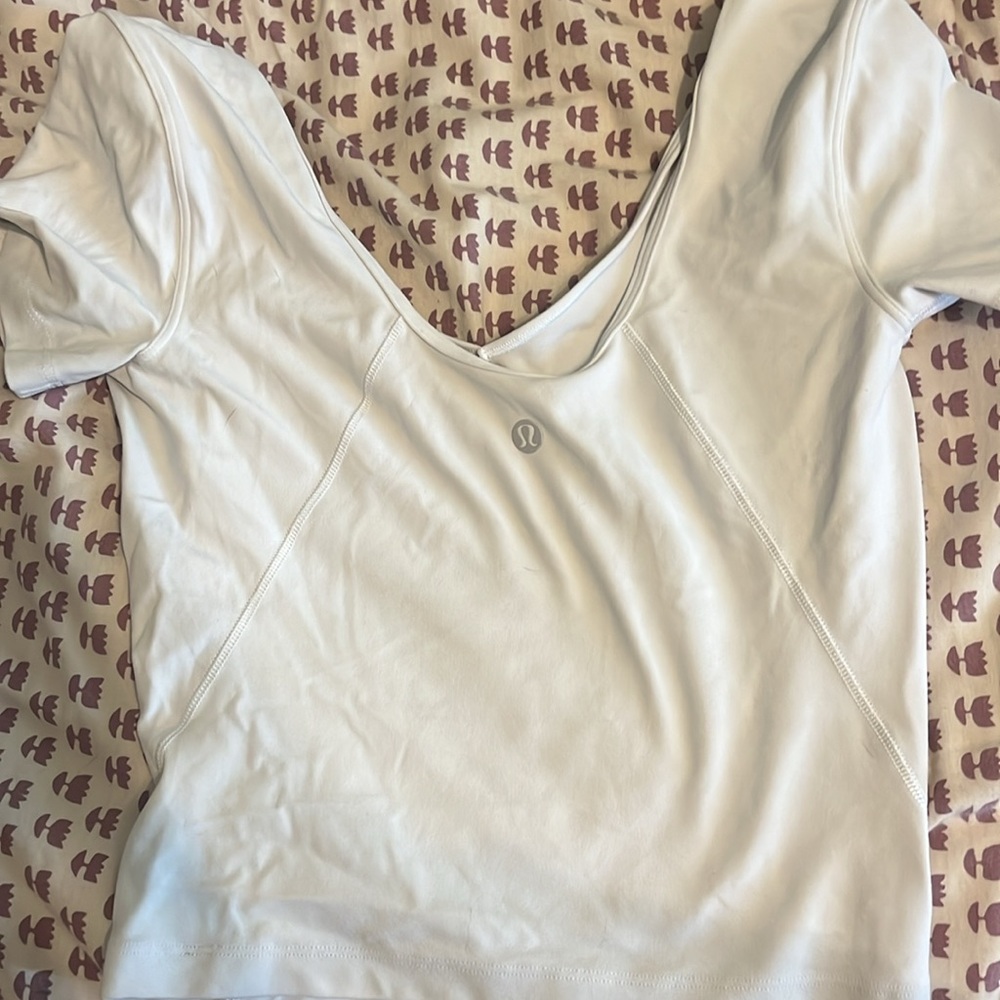 White lulu align top - Picture 2 of 2